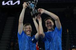 开云sport-包含澳大利亚网球队碾压欧洲网球队，瓦林卡制霸全场的词条