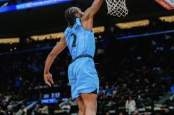 开云体育-火箭力克独行侠，伦纳德完成帽子戏法