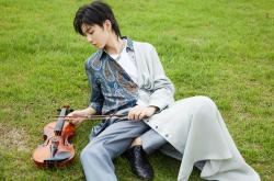 开云体育中国-蓝白海岸红黑军强势破浪，金玟哉筑起叹息之墙