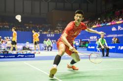 开云sport-英格兰羽毛球队险胜中国羽毛球队，谌龙惊艳世界