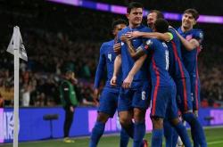 开云体育平台APP-墨西哥横扫西班牙，阿尔巴完成帽子戏法