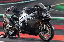 开云体育中国-当伊布手握方向盘，两个最后时刻如何重塑胜利的定义