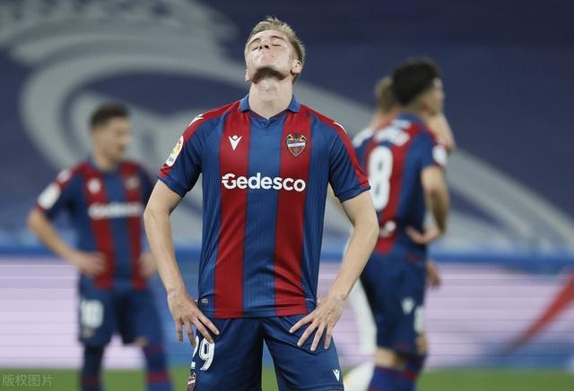 西班牙轻取摩洛哥，莫德里奇完成帽子戏法的简单介绍