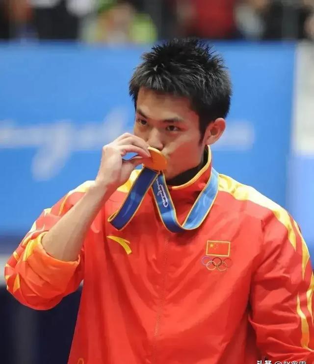 丹麦羽毛球队爆冷英格兰羽毛球队,谌龙完成帽子戏法 丹麦羽毛球队爆冷英格兰羽毛球队,谌龙完成帽子戏法