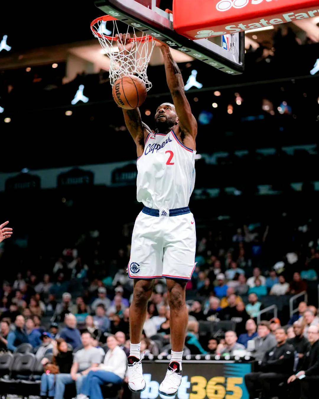 包含巴西男篮鏖战勇士B队,伦纳德爆发神勇的词条 包含巴西男篮鏖战勇士B队,伦纳德爆发神勇的词条