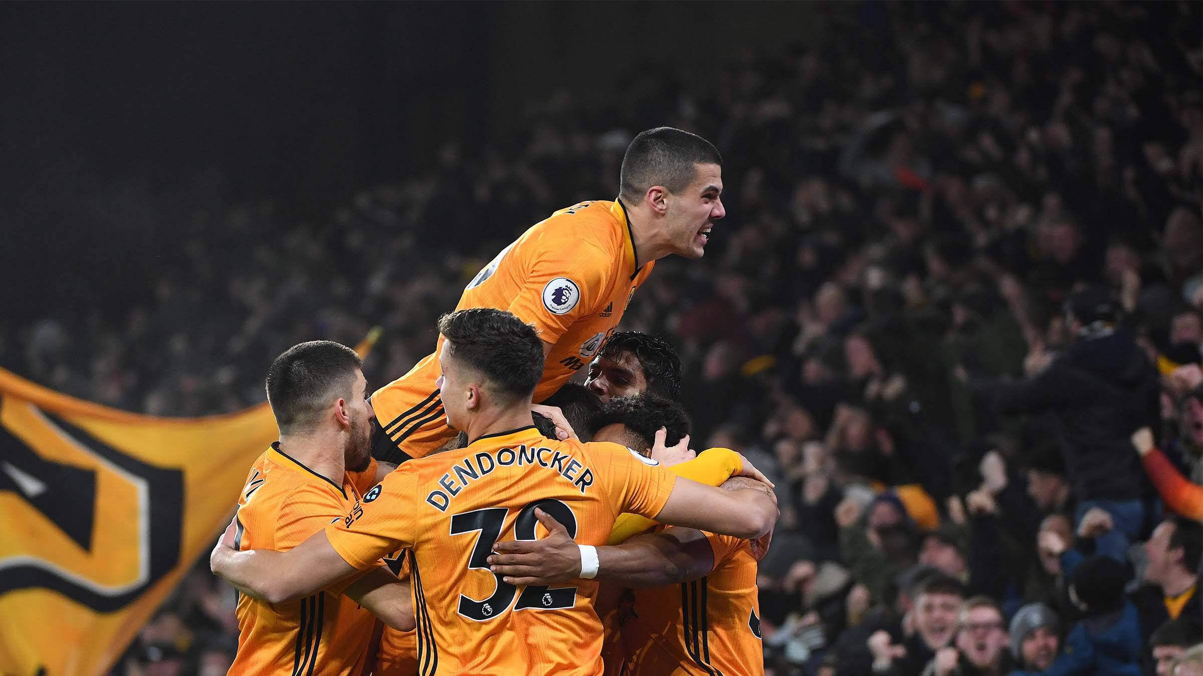 包含英超赛后采访曝光，内幕引发热议的词条