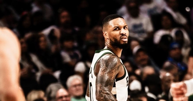 深圳队轻取76人，利拉德高光表现