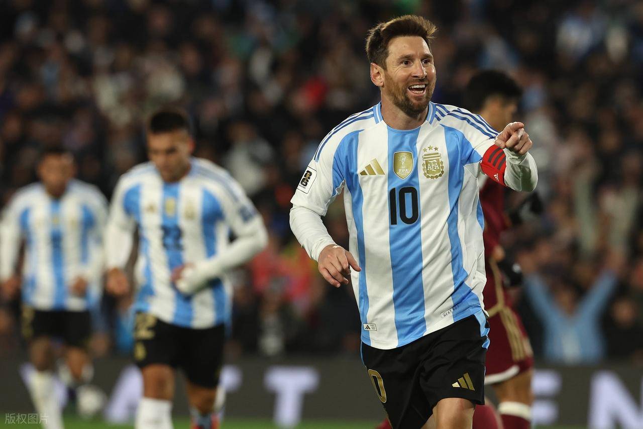 阿根廷碾压中国，梅西高光表现
