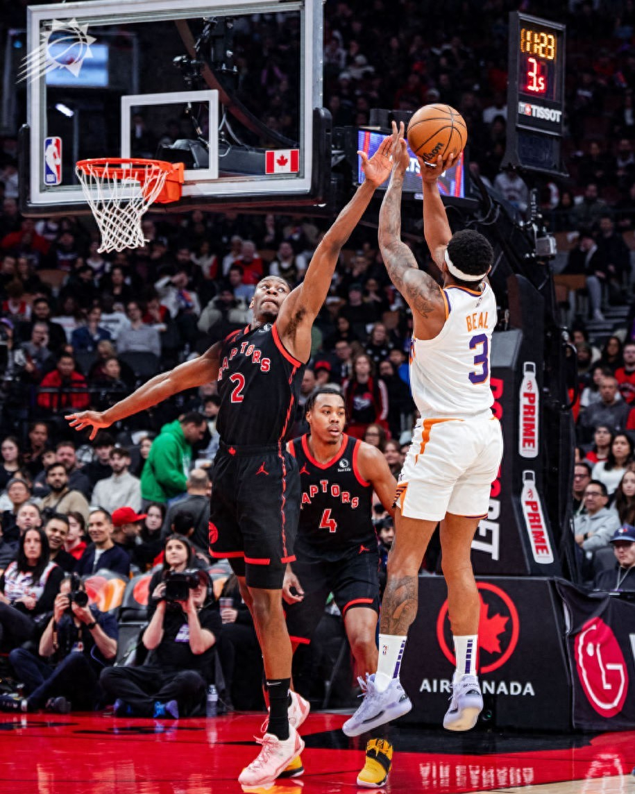 火箭绝杀猛龙，布克点燃赛场