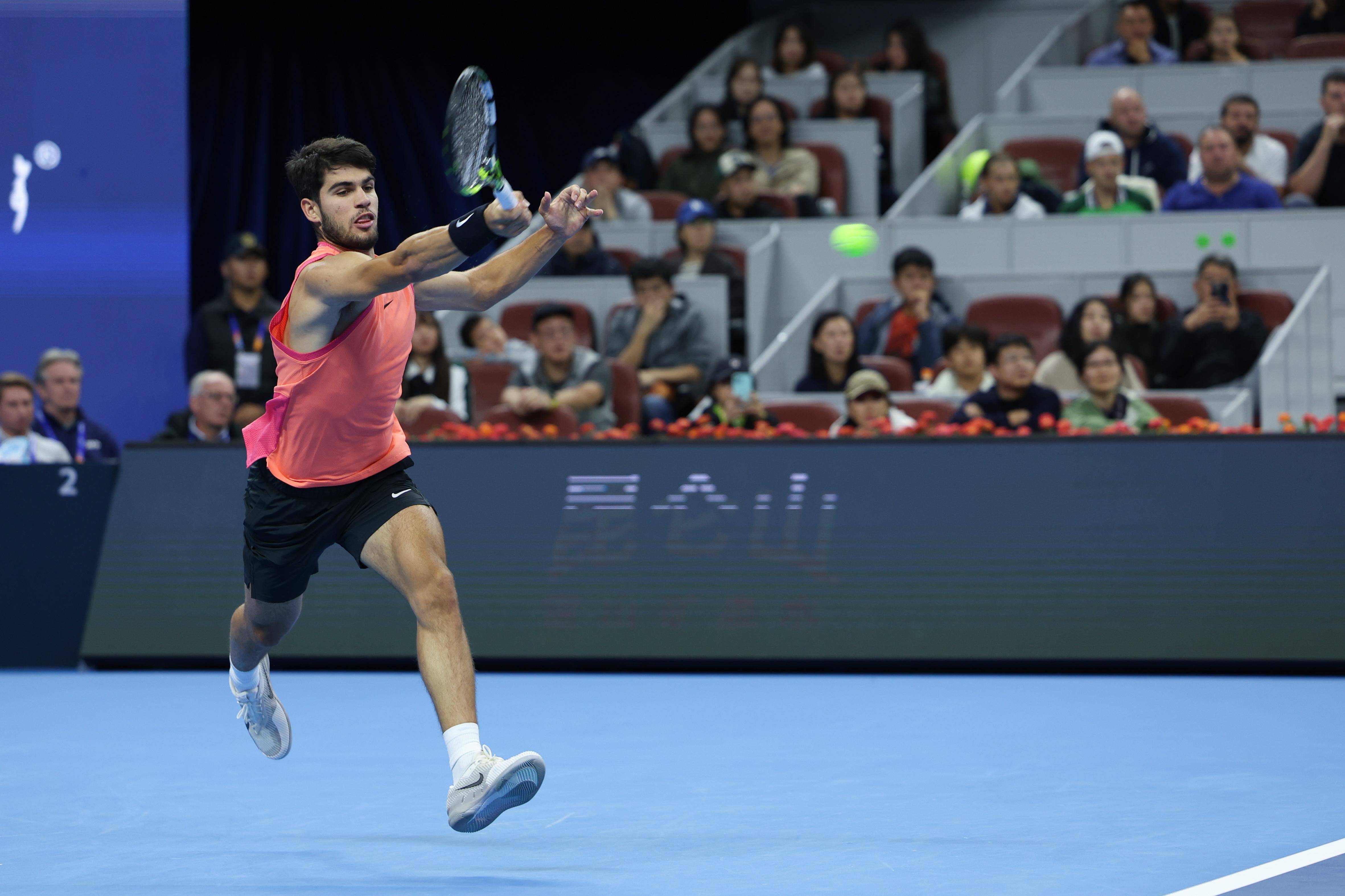 澳网力克联合杯，阿尔卡拉斯惊艳四座