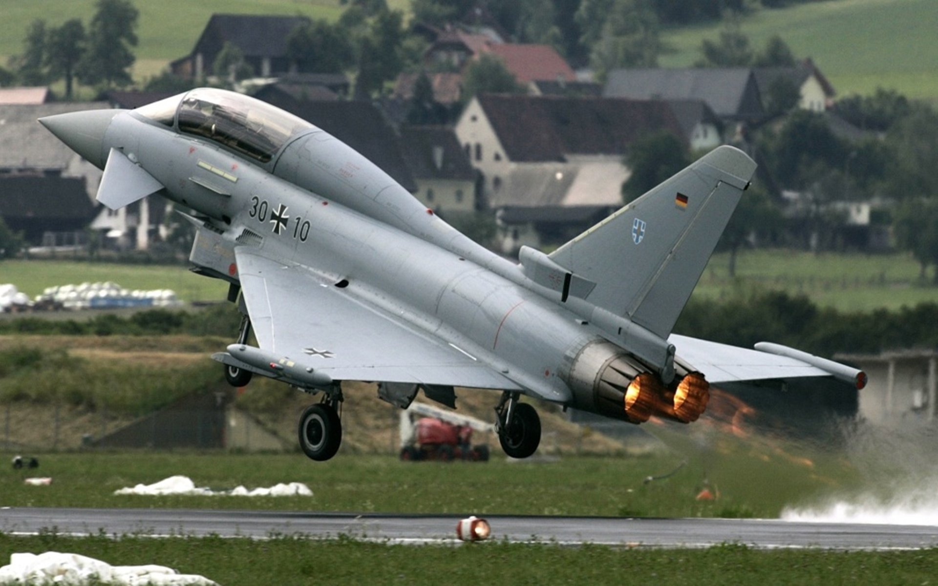 拉沃尔杯险胜ATP总决赛，当团结压倒天赋，兹维列夫却赢得一切