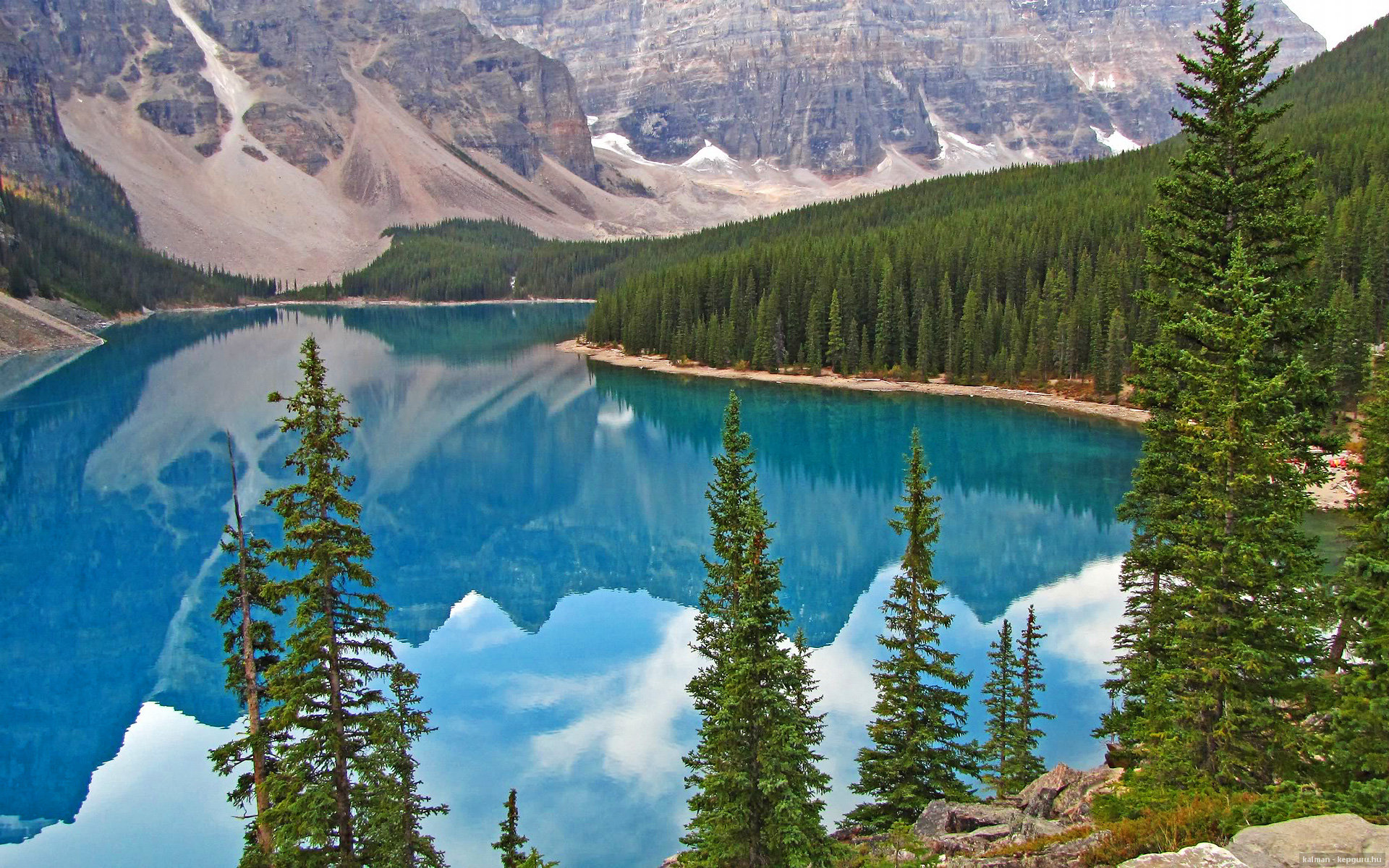 篮球双城记，篮网关键战逆转火箭突围，约基奇美加墨世界杯独舞主宰